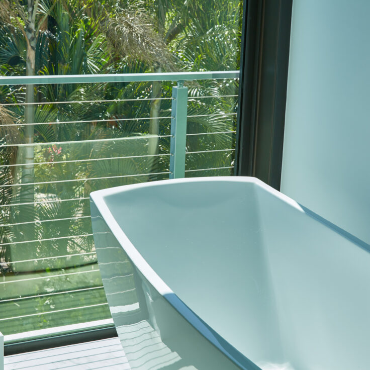 Close Up View of Tub and Balcony