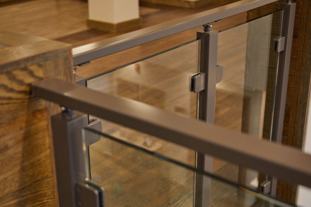 Metal Handrail for Glass