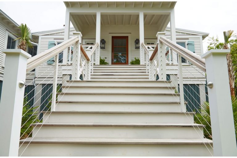 Cable Railing with Wooden Handrail for Stairs