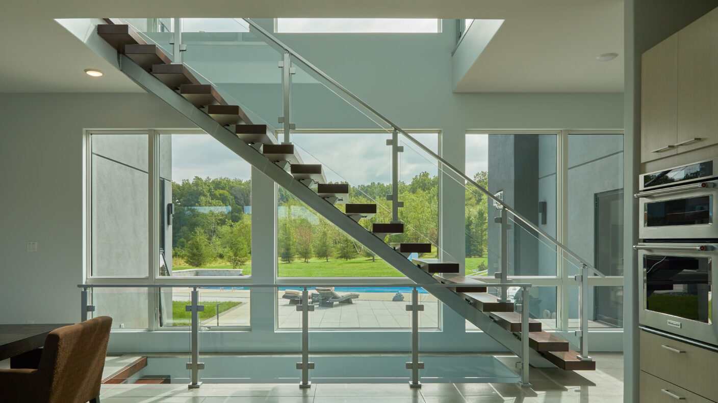 Speedboat Floating Stair and Glass