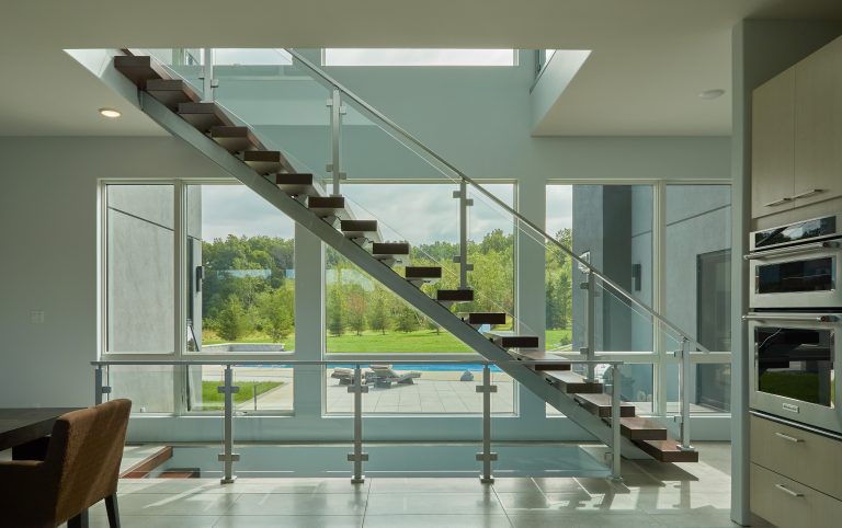 Speedboat Floating Stair and Glass